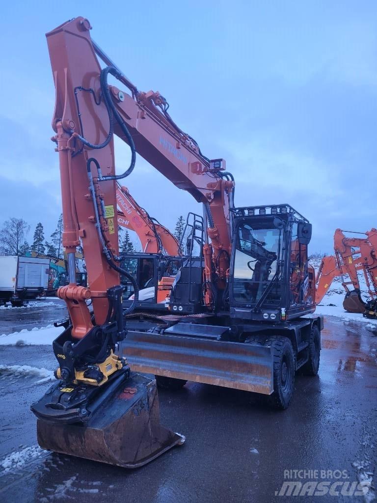 Hitachi ZX155W-7 2P 轮式挖掘机