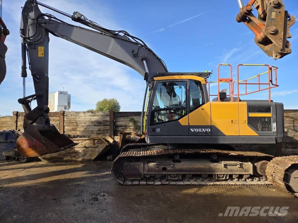 Volvo EC220EL 挖坑机