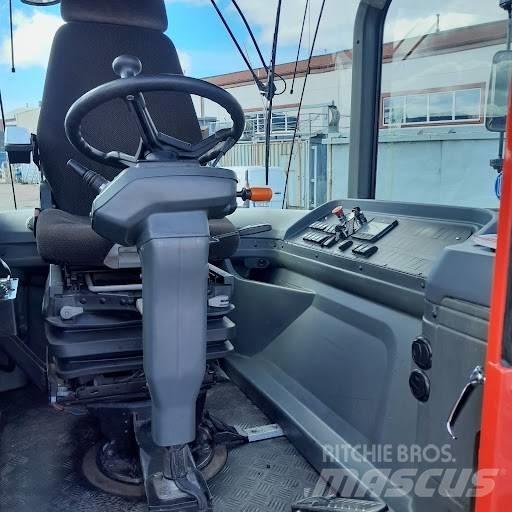 Kalmar TR618i 码头牵引车