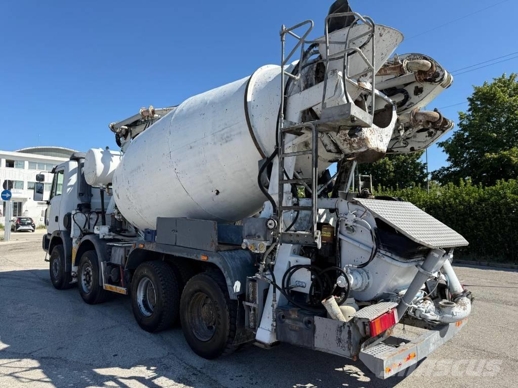Astra Betonpompa 混凝土搅拌车
