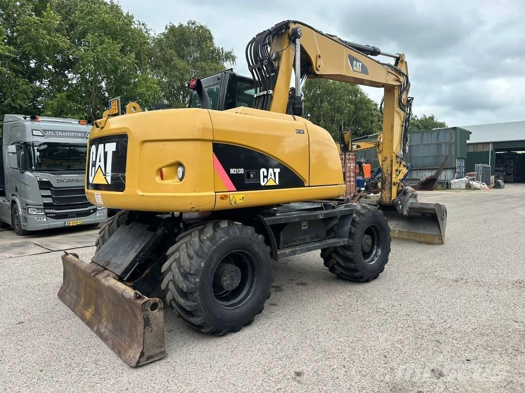 CAT M 313 D VAH 轮式挖掘机
