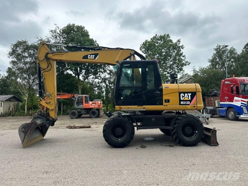 CAT M 313 D VAH 轮式挖掘机