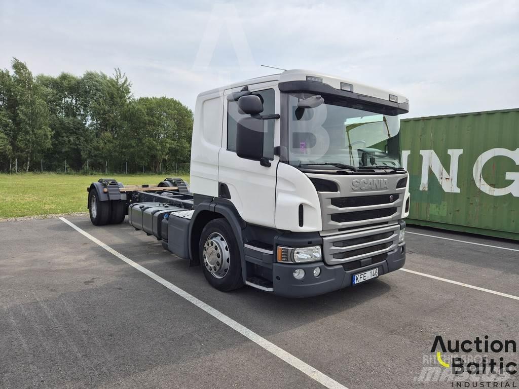 Scania P 450 平板车