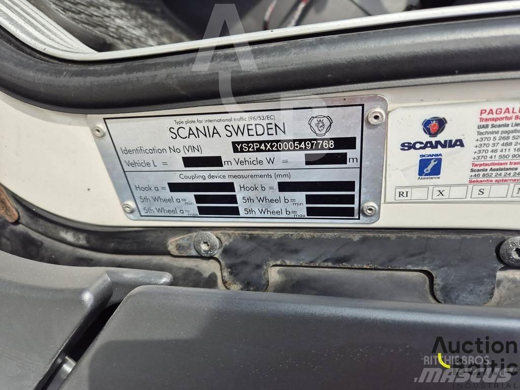 Scania P 450 平板车
