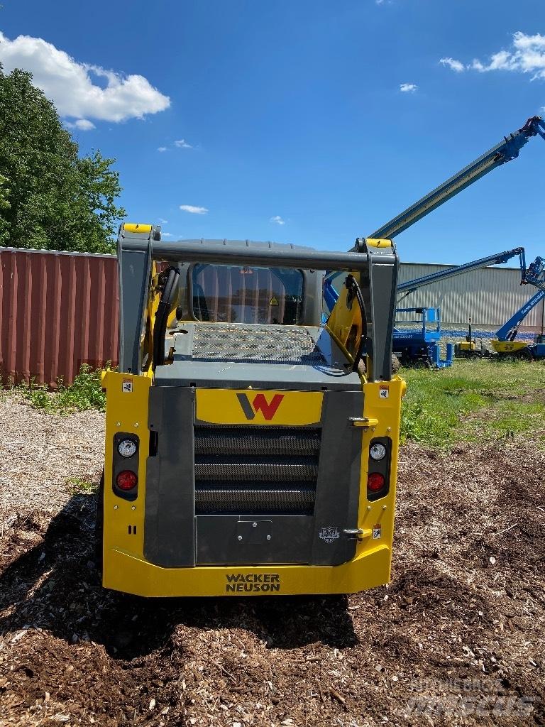 Wacker Neuson SW21 滑移装载机