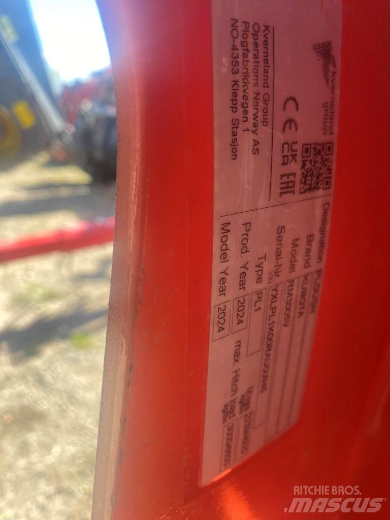 Kubota RM 300 SV 双向犁