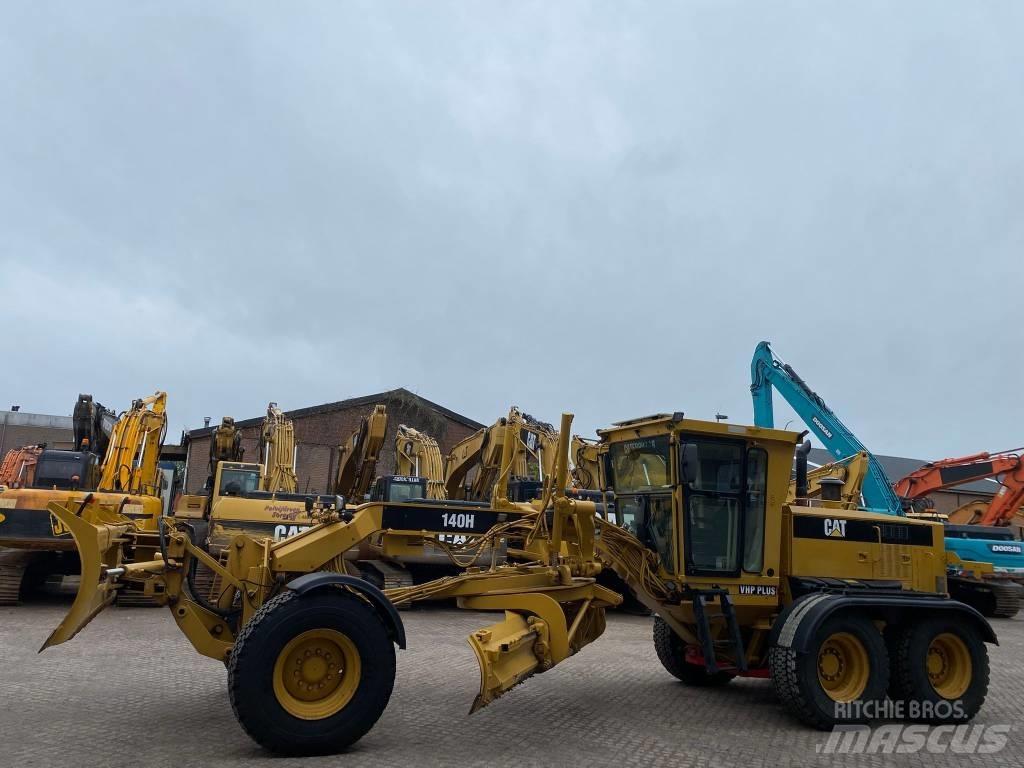 CAT 140 H 平地机/推土机