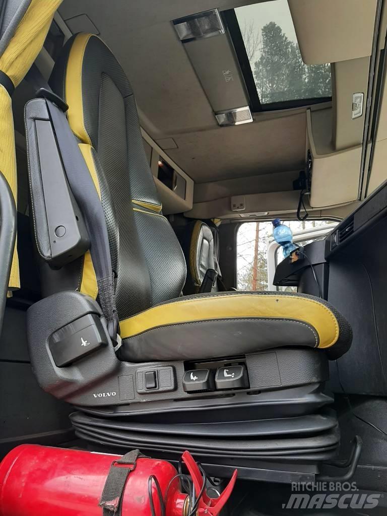 Volvo FH 13 木材运输车