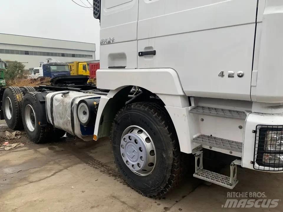 Shacman F 3000 牵引车