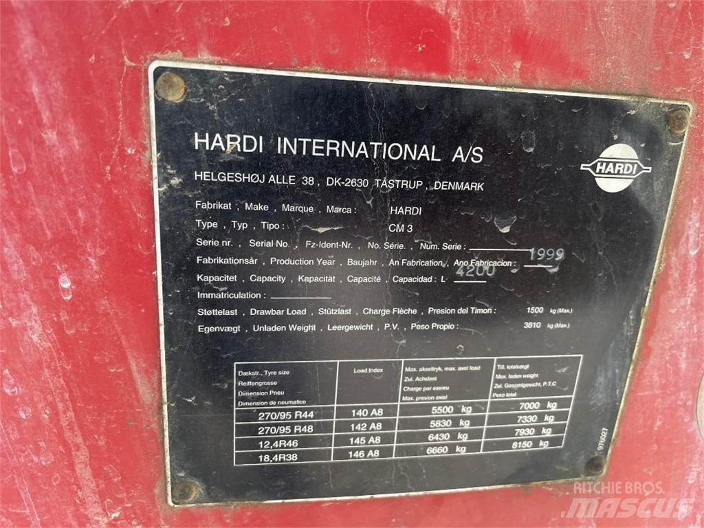 Hardi CM 3 牵引式喷雾机