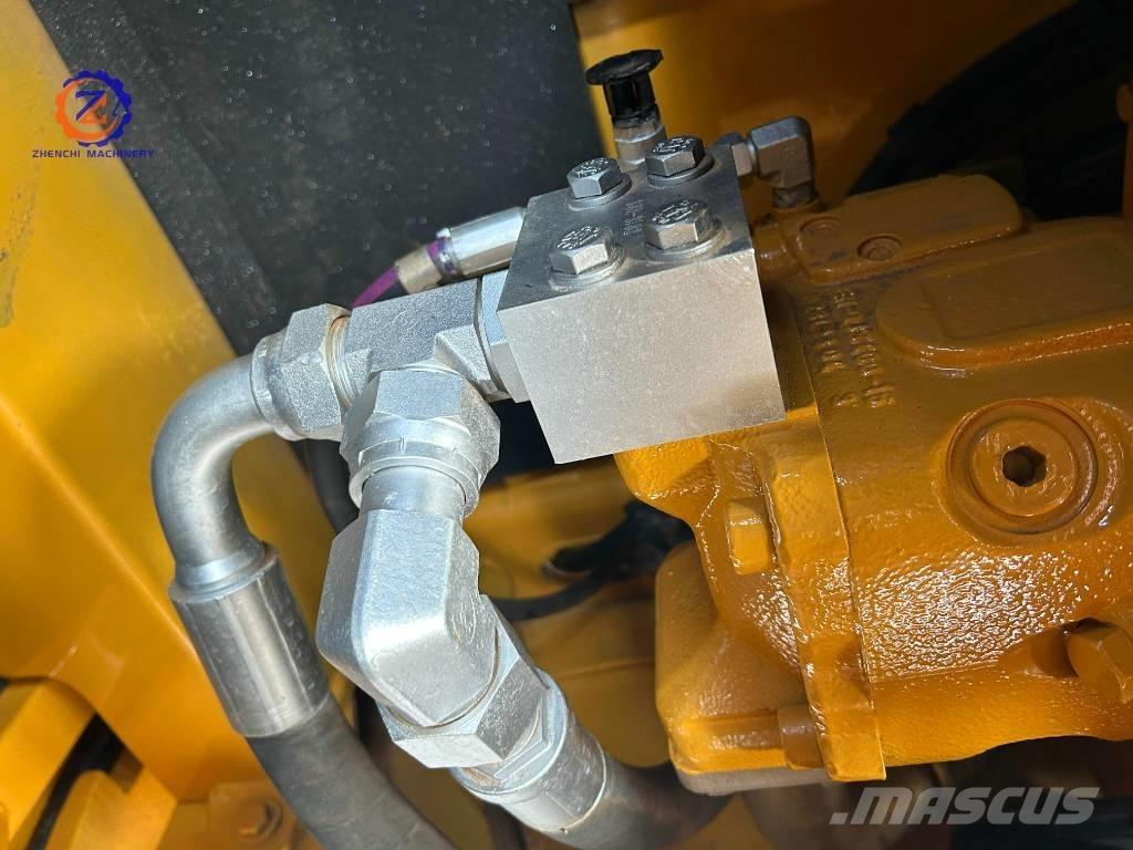 CAT 307 E2 中型挖掘机