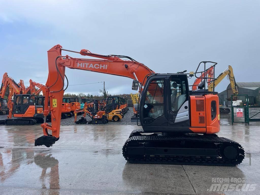 Hitachi ZX 135 US-6 履带挖掘机