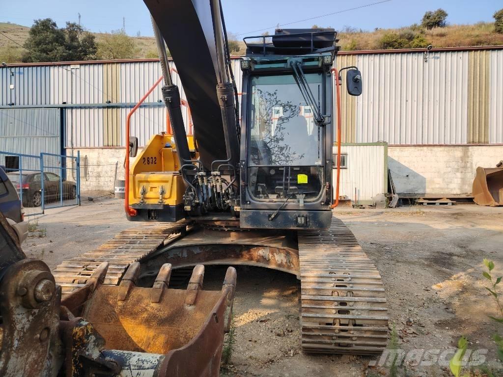 Volvo EC 220 E 履带挖掘机