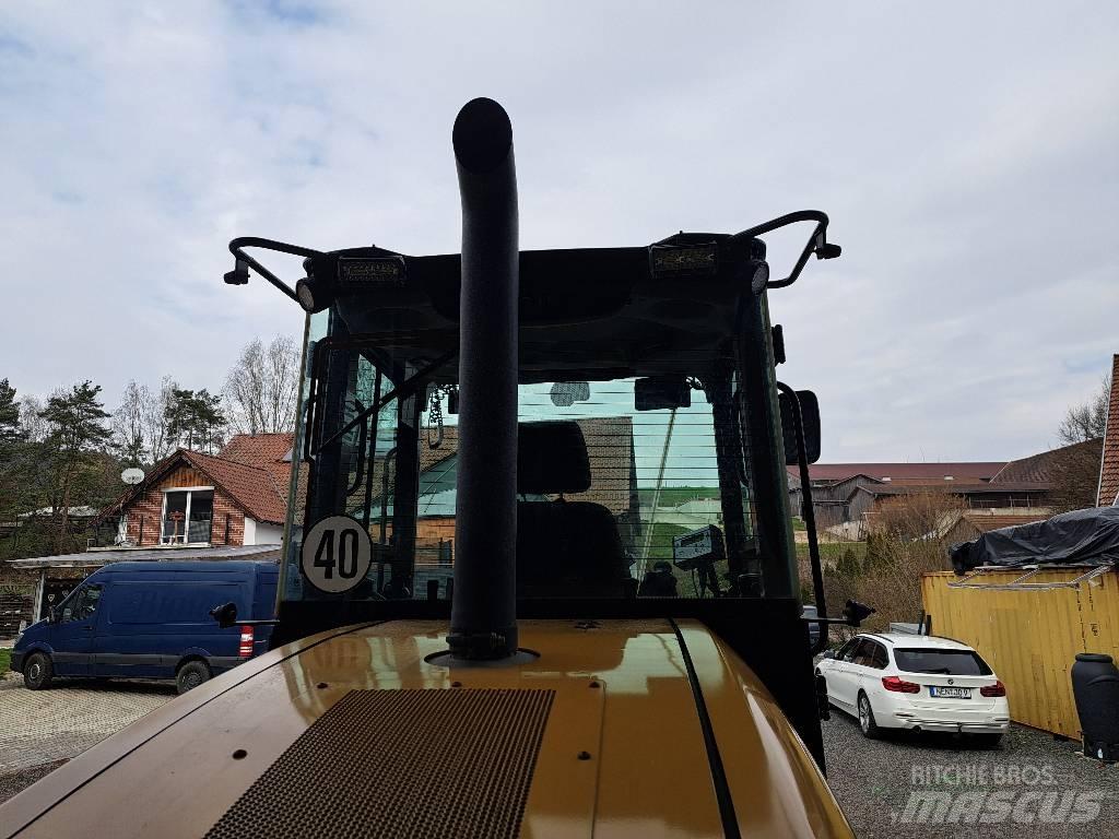 CAT 910 轮式装载机