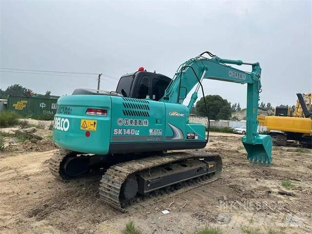 Kobelco SK 140 中型挖掘机