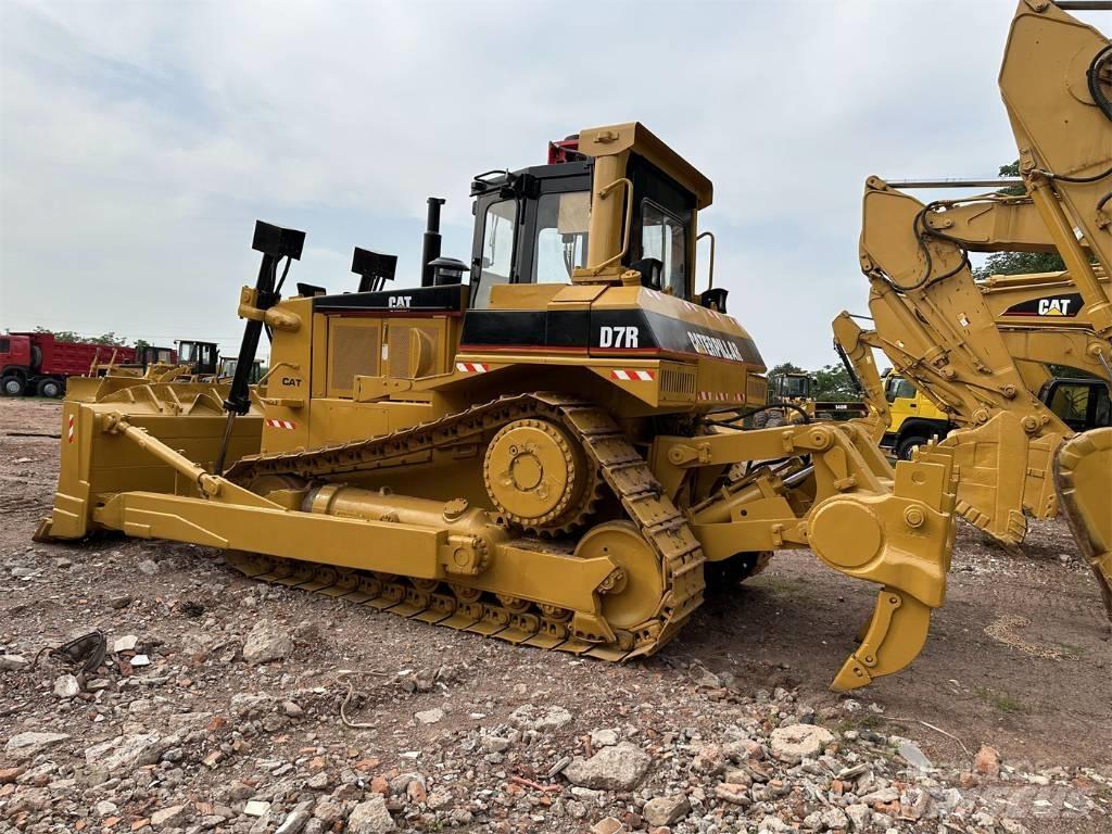 CAT D 7 R 履带式推土机