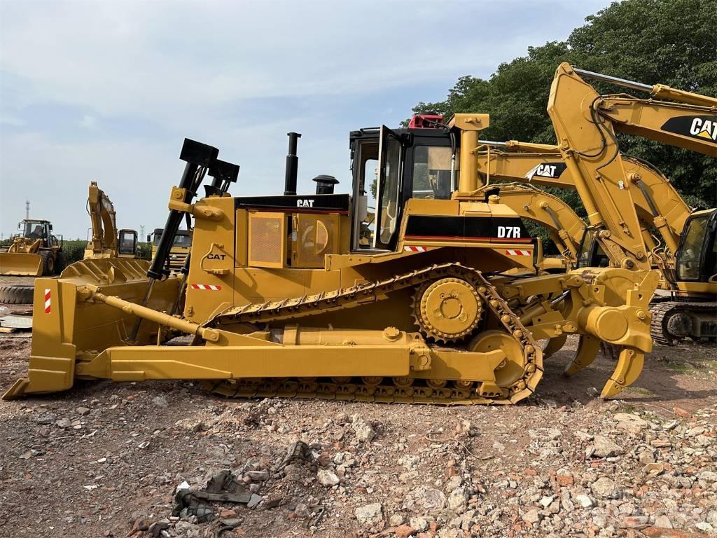 CAT D 7 R 履带式推土机