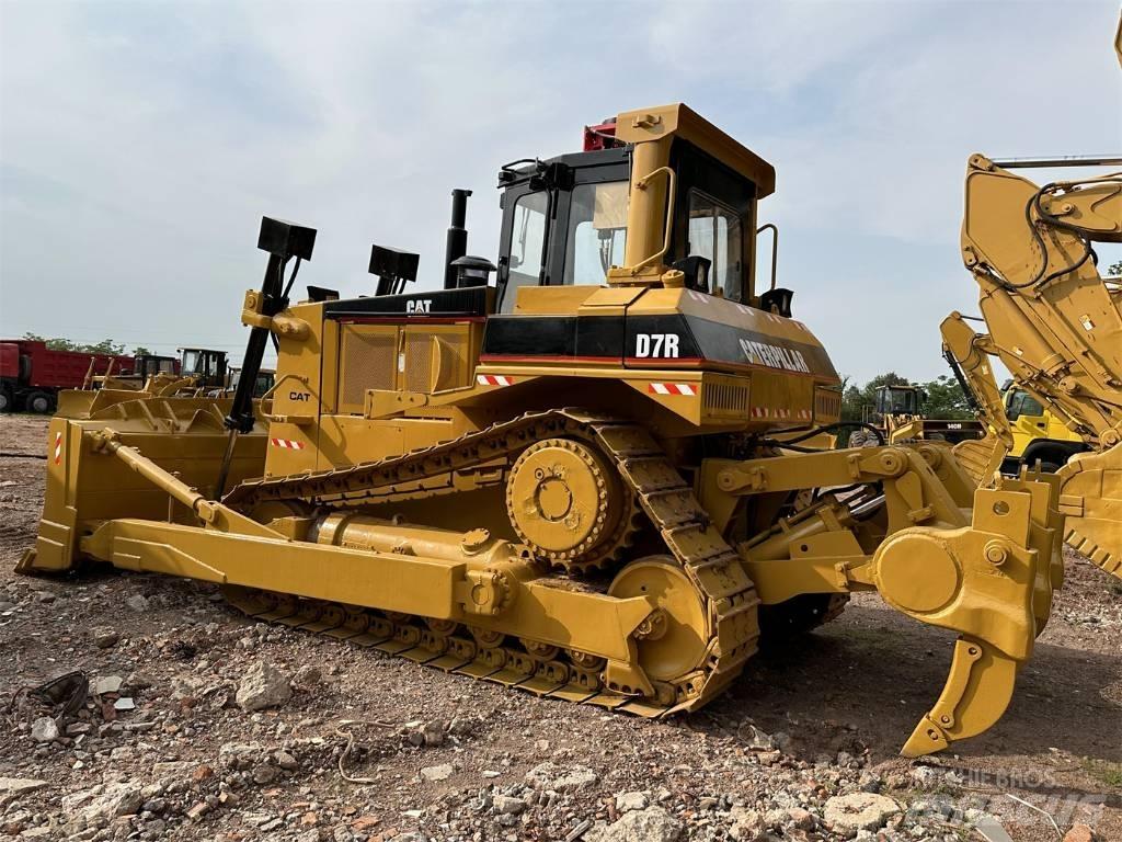 CAT D 7 R 履带式推土机