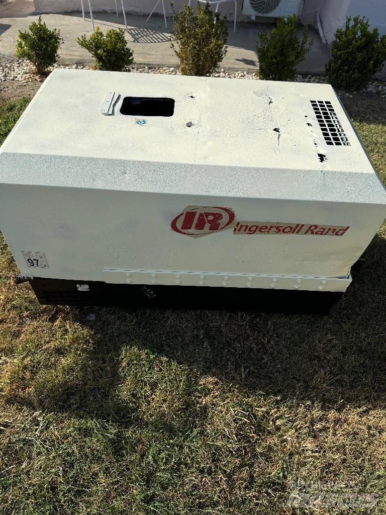 Ingersoll Rand R-105 压缩机