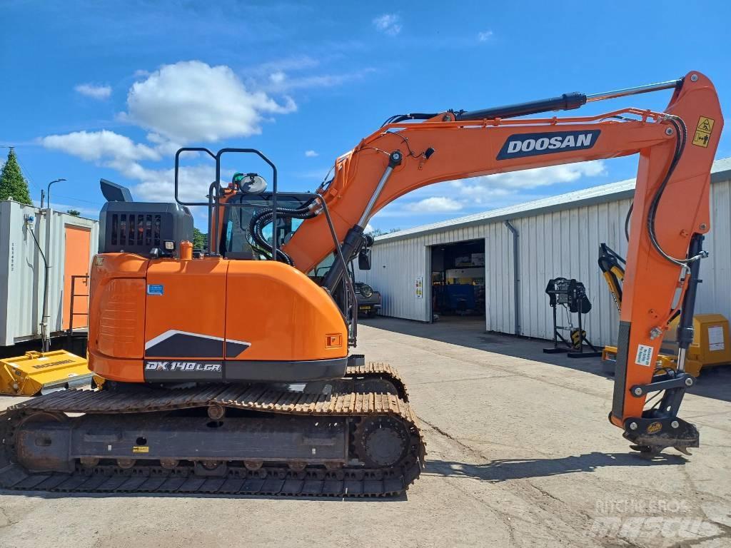 Doosan DX140LC-7K 履带挖掘机