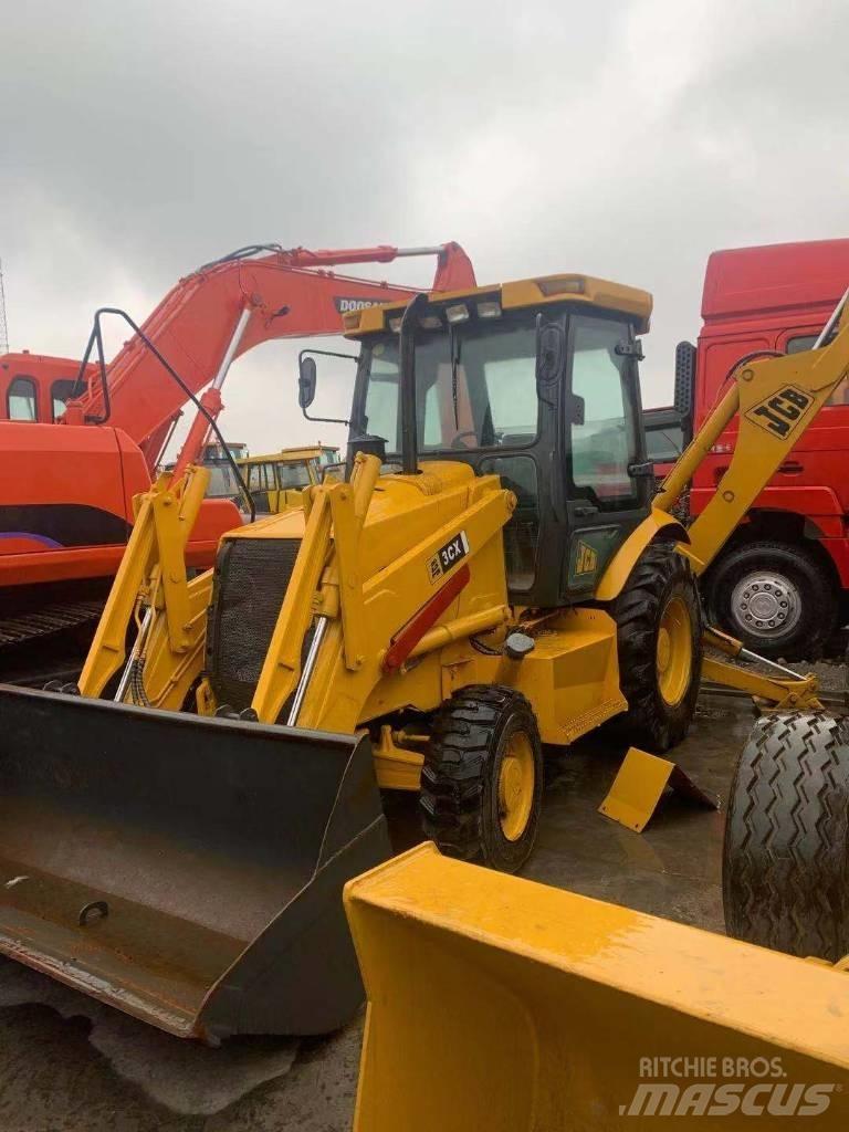 JCB 3 CX 反铲装载机