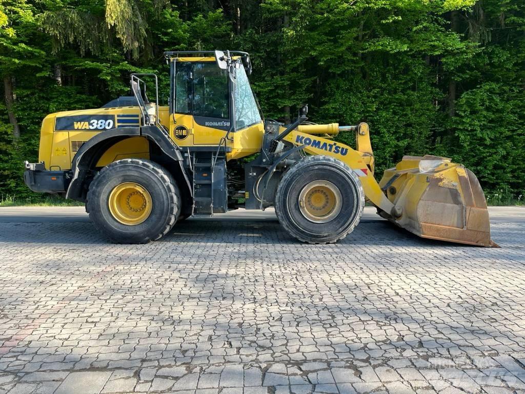 Komatsu WA 380-8 轮式装载机