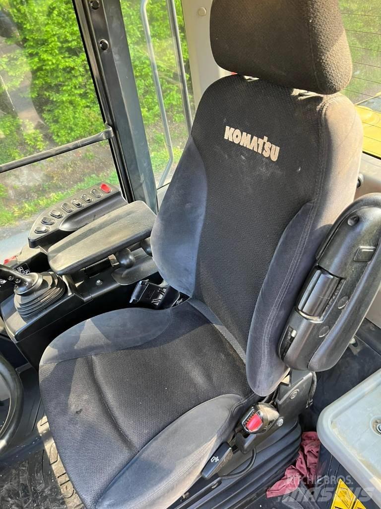 Komatsu WA 380-8 轮式装载机