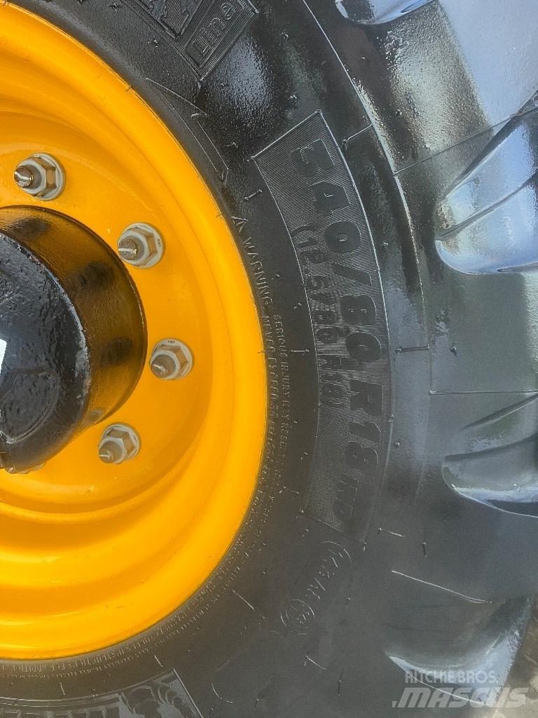 JCB 525-60 电动叉车