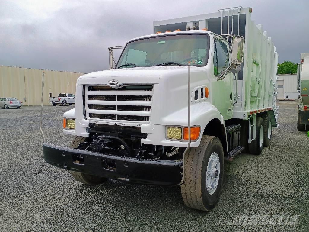Sterling L7500 垃圾车