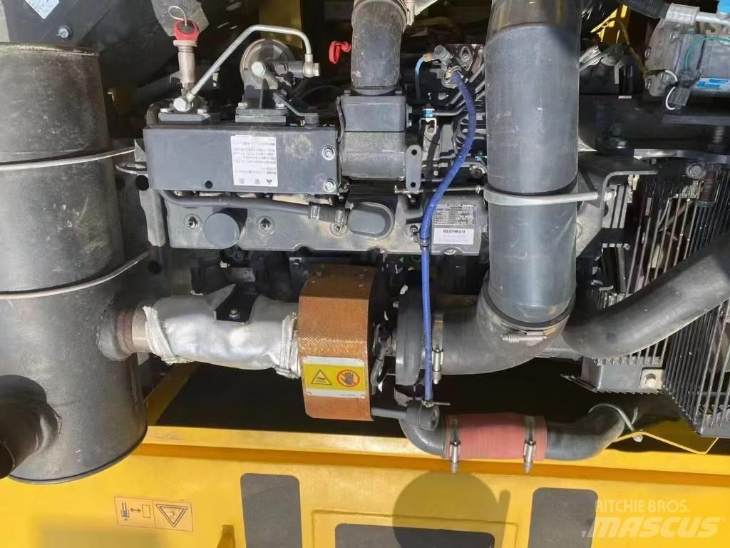 Komatsu 350-7 履带挖掘机