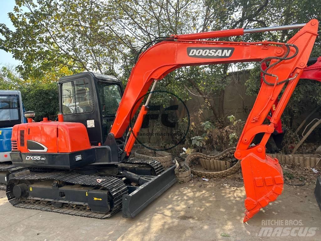 Doosan DX 55 小型挖掘机