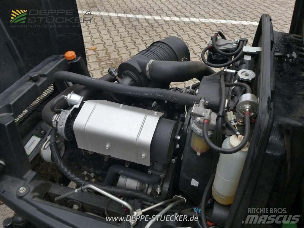 John Deere 8900A 割草机