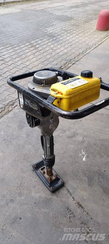 Wacker Neuson BS30 匝道机