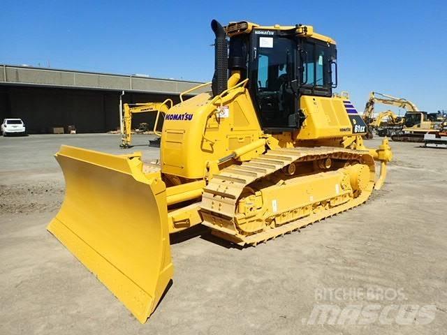 Komatsu D61EX-24 履带式推土机