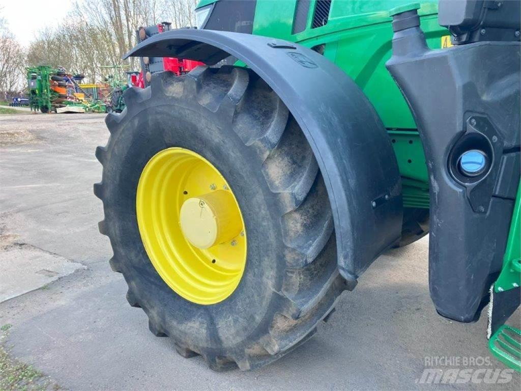 John Deere 6250R 拖拉机/农用车