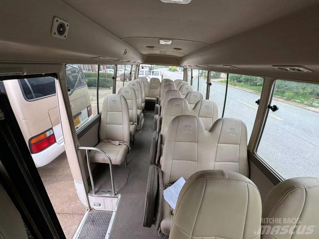 Toyota Coaster Bus 迷你巴士