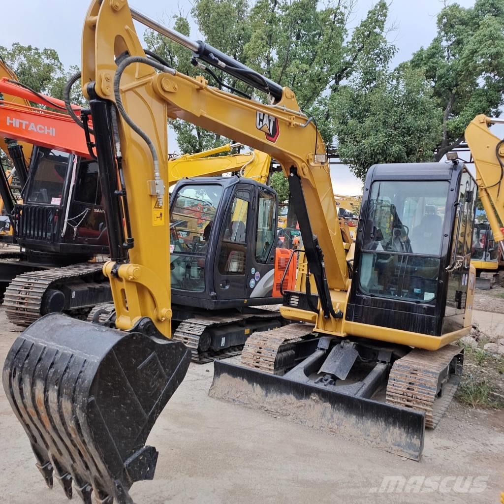 CAT 305 E2 小型挖掘机