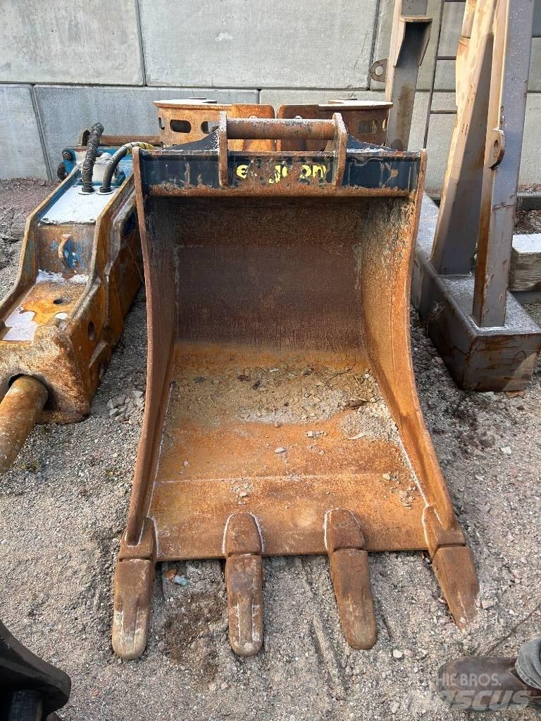 Engcon Tandskopa 挖斗