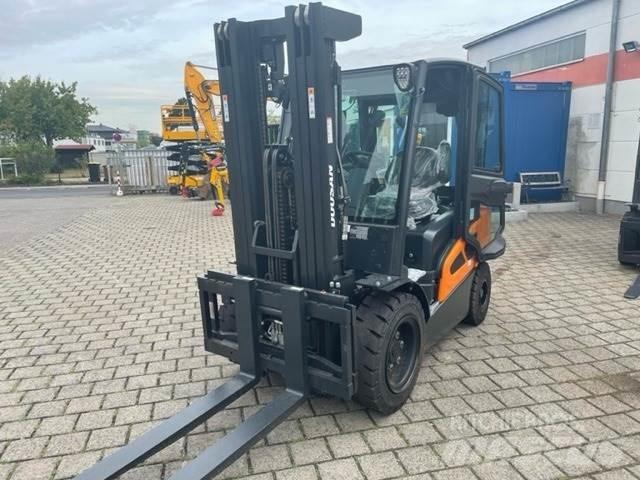 Doosan D35C-9 柴油叉车