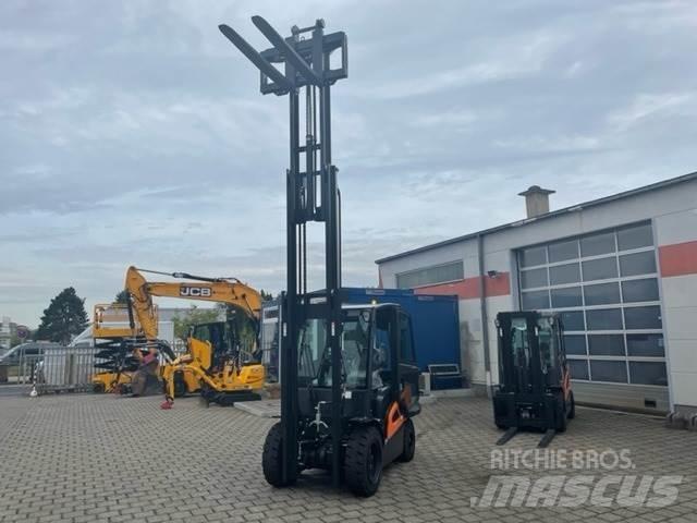 Doosan D35C-9 柴油叉车