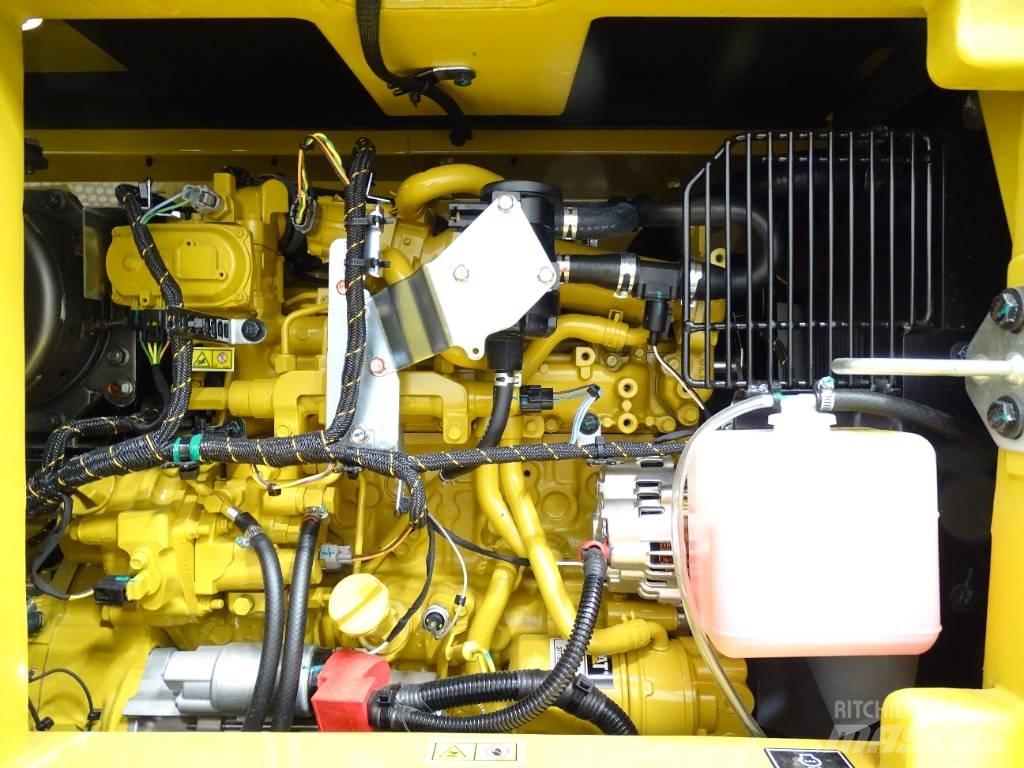 CAT 308 CR 中型挖掘机