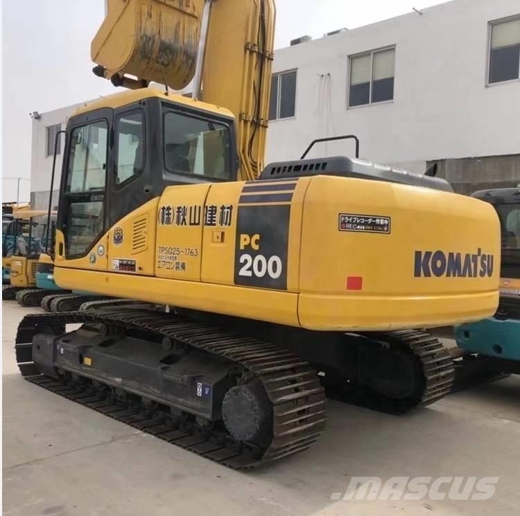 Komatsu pc200-7 履带挖掘机
