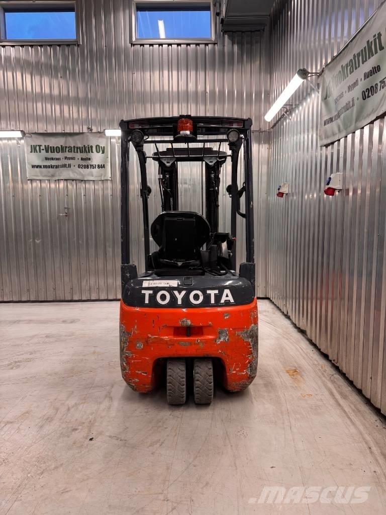 Toyota 8 FBEK 18 T 电动叉车