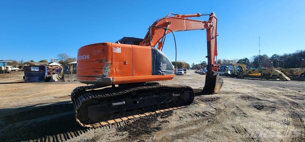 Hitachi ZX 225 USR 履带挖掘机