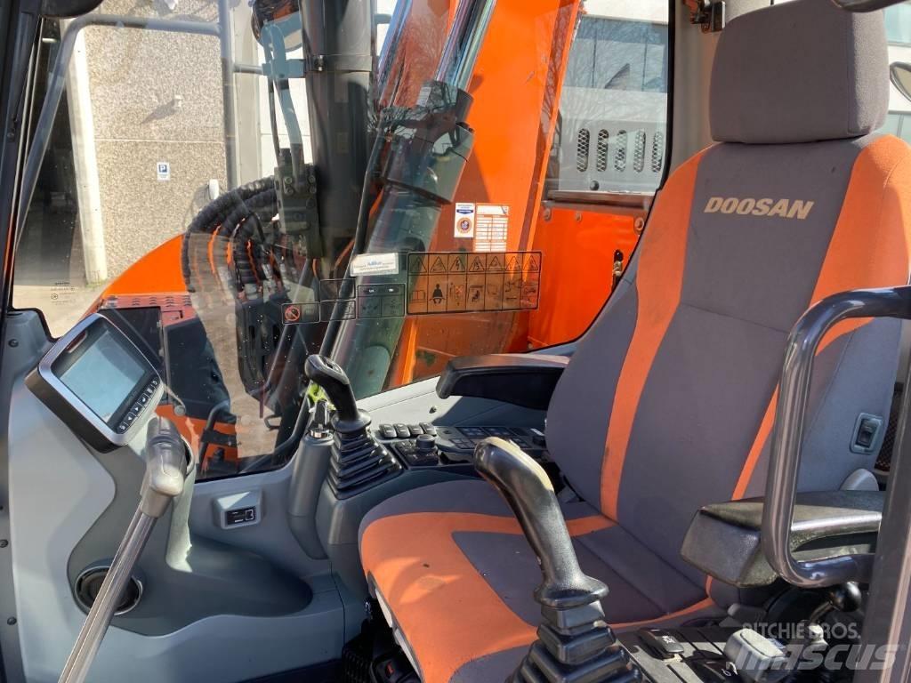Doosan DX 140 LCR-5 履带挖掘机