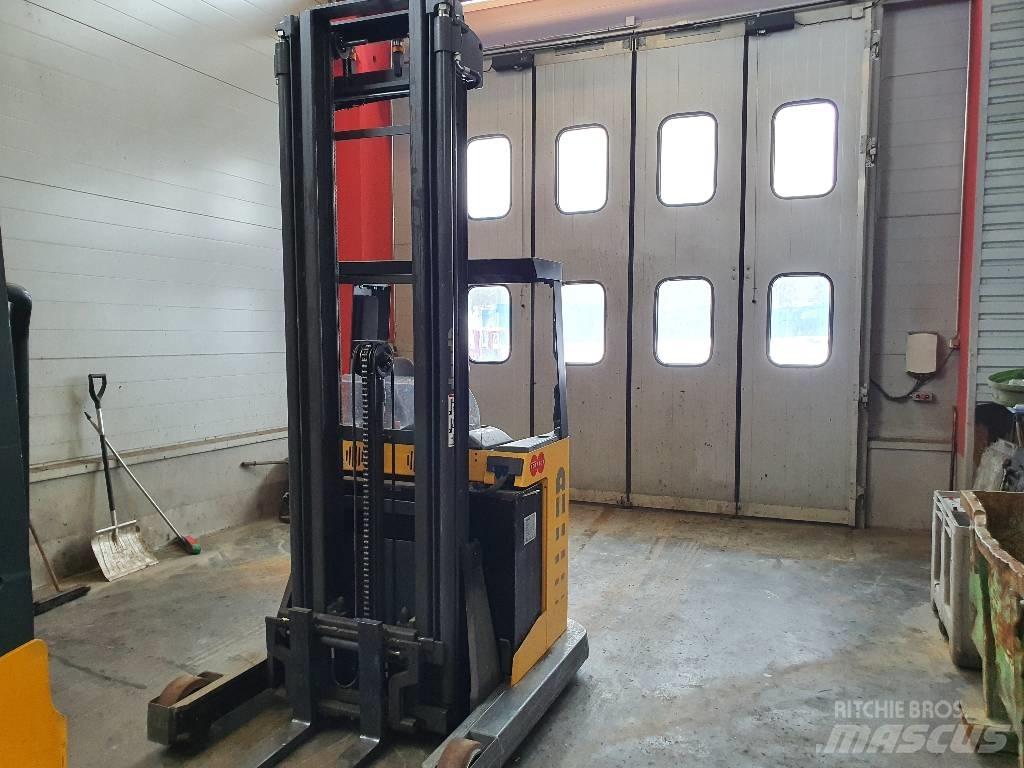 Atlet UNS141 前移式叉车