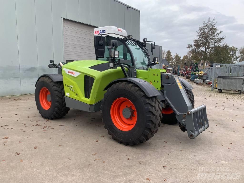 CLAAS scorpion 741 电动叉车