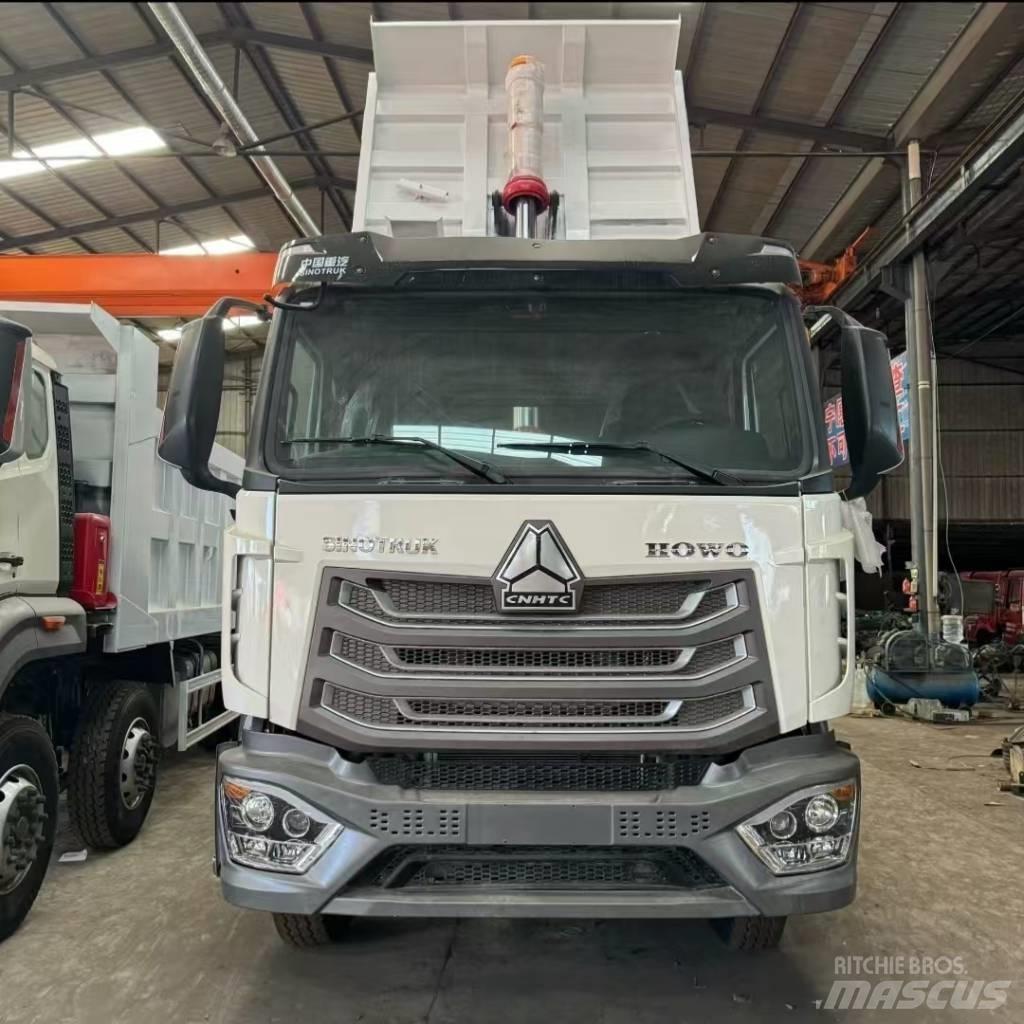 Howo 371 8x4 自卸式货车