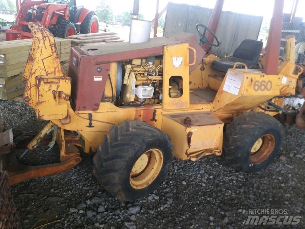 CASE 660 挖沟机