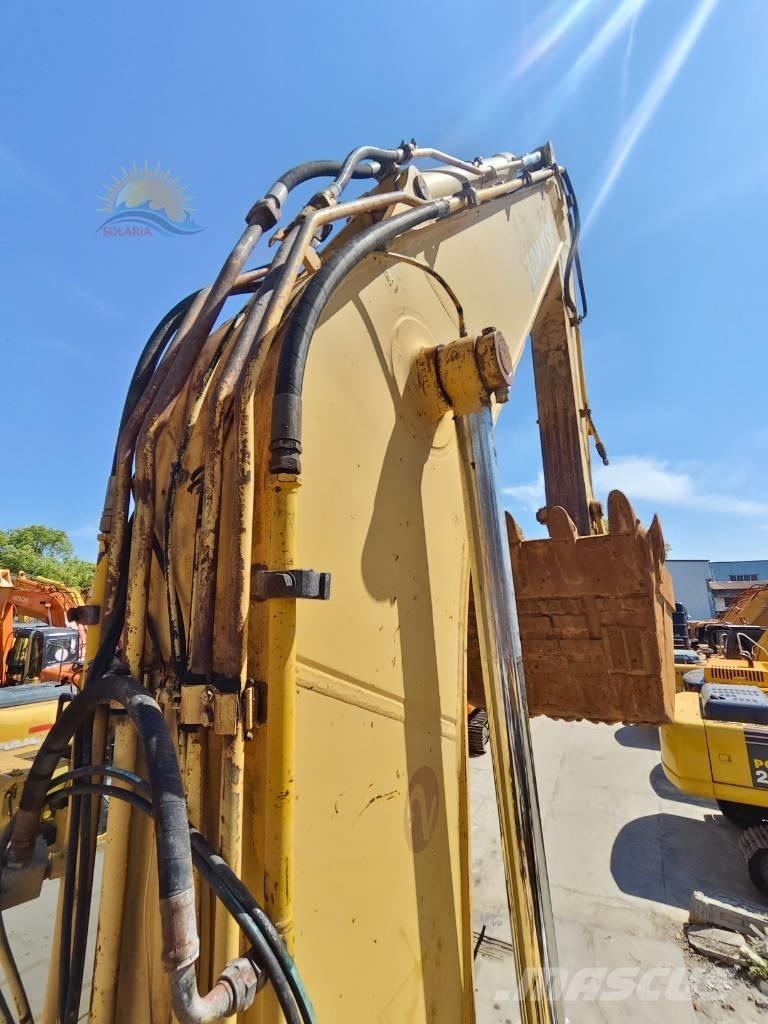 Komatsu pc240-7 履带挖掘机
